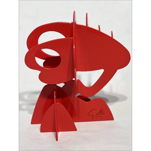 Gilli claude sculpture - claude,