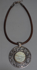 Collier Ras de Cou UBU Paris