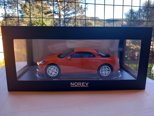 Norev alpine a110 - 1/18, legende