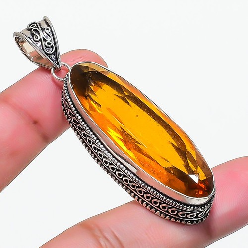 Pendentif pierre précieuse
