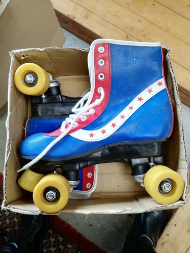 Vintage roller skates blue red - vintage,
