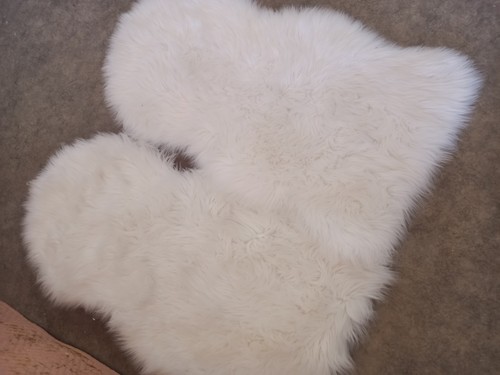 Tapis fausse peau mouton - fausse,