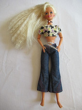 BARBIE TWIST N TURN en