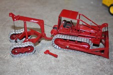 SPECCAST Bull Karry Arch IH