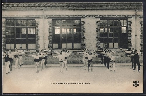 Cpa troyes amicale des - troyes,,