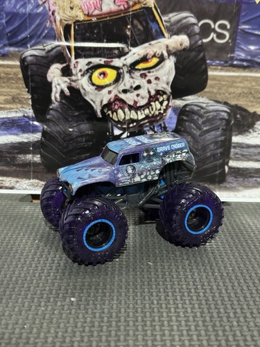 Monster jam grave - monster, digger