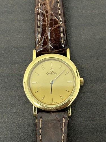 Quartz rond doré vintage