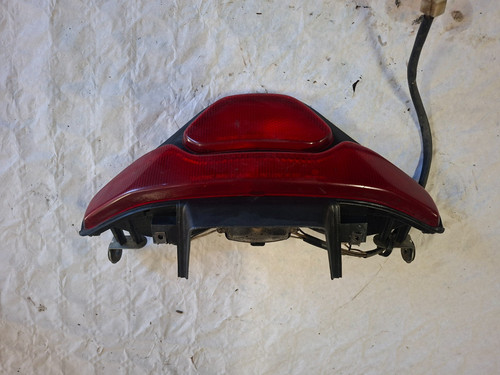 Feu arriere suzuki 900 - feu,