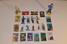 LOT DE FIGURINES ET MAGNETS TINTIN