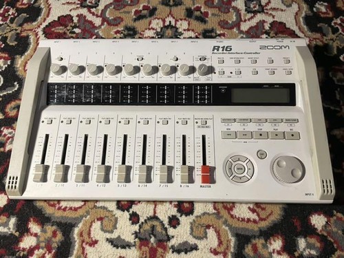 Zoom r16 portable - multi, track