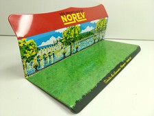 Norev - Présentoir pour miniatures 1/43e - Châteaux de la Loire