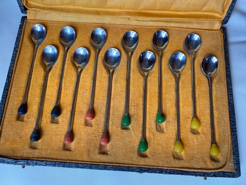 Ancien coffret petites - de,