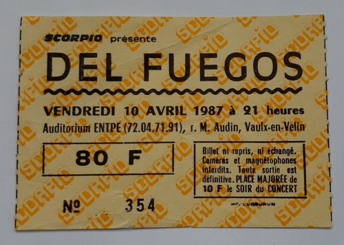 Ticket billet place - place, concert