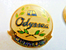 PIN'S VOITURES / TOURISME /CARAVANE  / CAMPING CAR / ODYSSEA / CARAVELAIR/ RARE