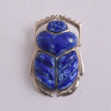Pendentif en argent scarabée