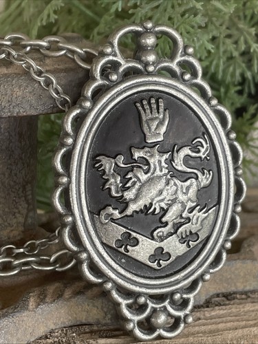 Rosalie cullen crest - cullen’s,