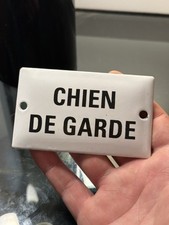 Plaque Émaillée Chien De Garde 