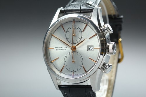 Presque comme neuve montre - [presque, neuve]