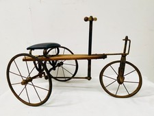 vélo jouer pour enfant  dit