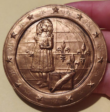 Superbe médaille BRONZE - ISABELLE COMTESSE DE PARIS (173,90gr)