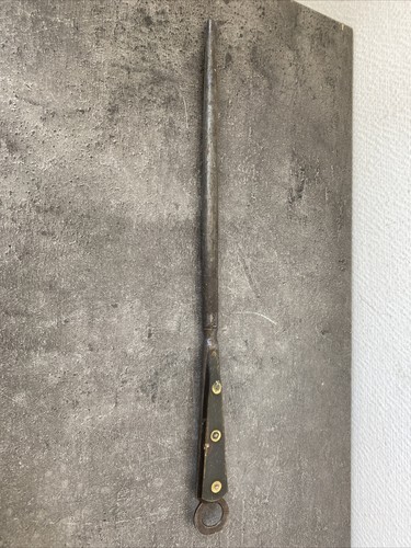 Ancien fusil aiguiser - à,