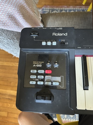 Roland midi keyboard - a-88,