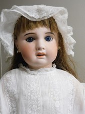 Poupée ancienne SFBJ PARIS