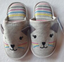 Chaussons gris " chat" neufs Bronzini