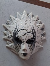 ancien masque vénitien/venise,céramique en reliefs comme neuf.