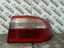 Feu arriere principal droit