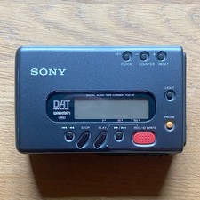 SONY TCD-D7 • DAT RECORDER