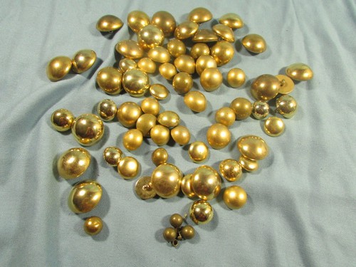 Boutons bombés dorés - 69,