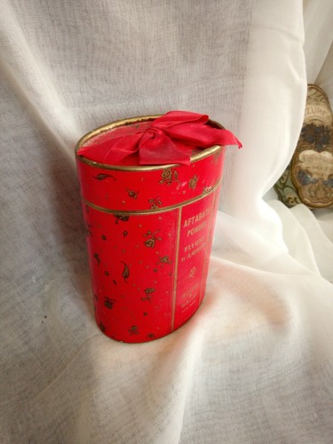 Boîte poudre ancienne - à,