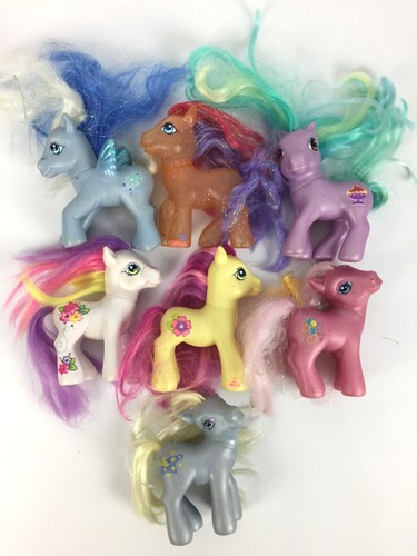 Little pony lot figurines - pony,