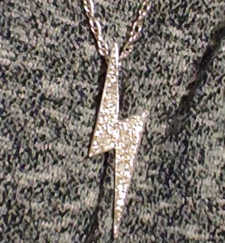 Chaîne pendentif éclair - et,