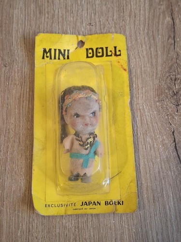 Poupée mini doll - poupÉe,