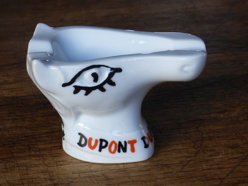 Cendrier porcelaine forme - en,
