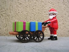 PLAYMOBIL 4152 : chariot père Noel transport cadeaux