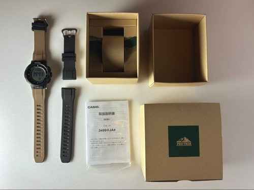 Montre solaire triple capteur
