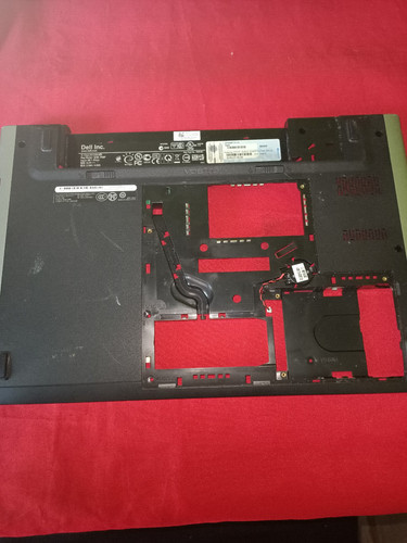 Dell vostro 3500 bottom - dell,