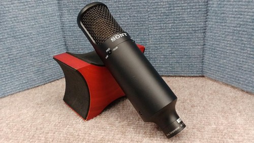 Microphone condensateur - à,