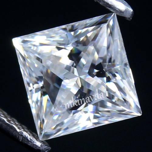Diamant blanc taille princesse