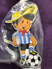 Football : rare mascotte "