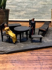 Rare Jouet & Jeux Vers 1850 Salon & Personnages Miniature Bois Peint Poupée