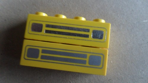 Lego car grille 3010p20c - 2, x