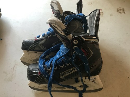 Bauer vapor x90 hockey skates - bauer,