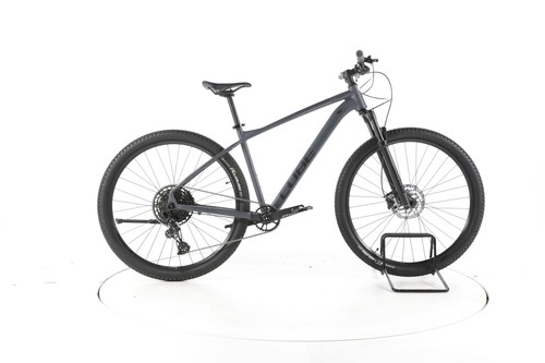 Cube acid vtt - cube, suspendu