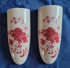 ANCIEN VASE MURAL DÉCORATION, DEVANT CERAMIQUE, ARRIERE PLATRE?..20,5X8,5X4,5CM