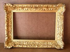   Cadre bois et stuc doré