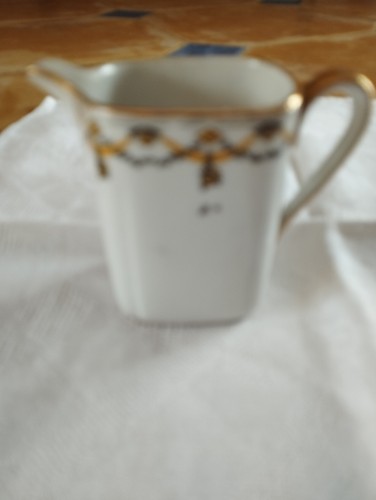 Vend carafe pour poupée - pour, en